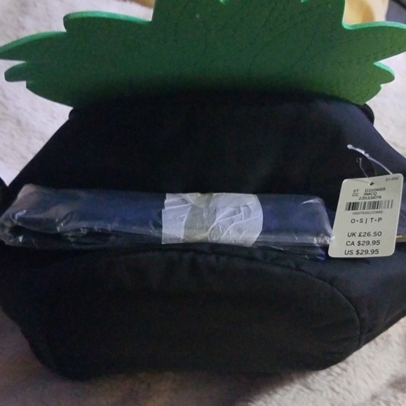 Pink Cooler - Picture 2 of 3